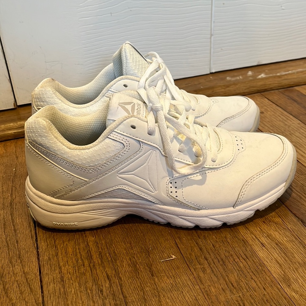 Womens Reebok Work N Cushion 3.0 Walking shoe, size 6.5